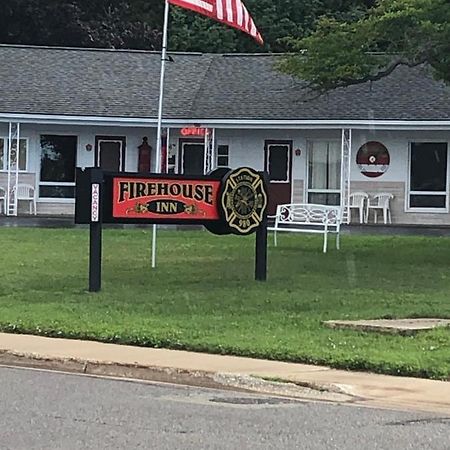 סיינט איגנס Firehouse Inn מראה חיצוני תמונה